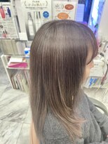 ラヴェルデ&nbsp;白髪ぼかしハイライト