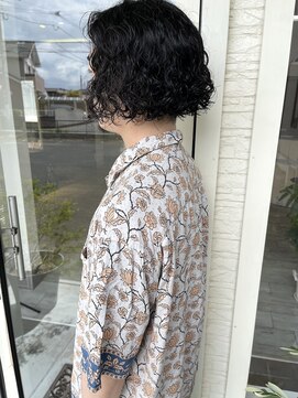 ヘアー アトリエ アンジー(Hair Atelier Angee) 前下がりのメンズパーマ