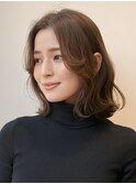 柔らかベージュ/毛先ぷつっと外はねボブ