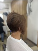 前下がりレイヤーボブ