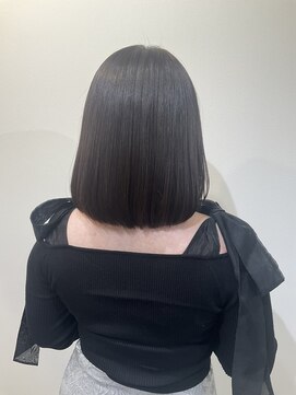 クク(coucou) ダークブラウン*ミディアムボブ