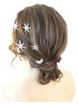 アオク(AOKU) シニヨン