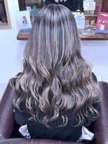 ブレイズヘアー(BLAZEhair) ミルクティグレージュバレイヤージュ×ブリーチ2回