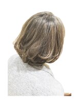 アルム(arum) 白髪を残したヘアカラー