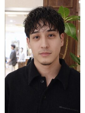 ビュートリアム265(BEAUTRIUM 265) メンズパーマ 前髪下ろし 2wayヘア スパイラルパーマ 銀座