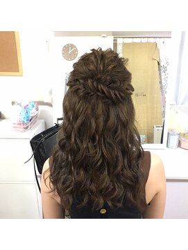 ヘアセット専門店 ナゴミ 池袋店(nagomi) フィッシュボーンハーフアップ
