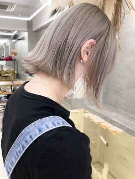 スー 渋谷(suu) ハイトーングレージュベージュケアブリーチダブルカラー