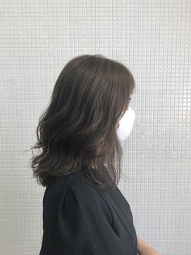 トップヘアー 中庄店(TOP HAIR fuapua) ゆる巻きアッシュカラー