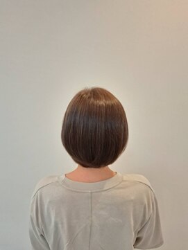 カラ(Cara) アッシュカラー♪