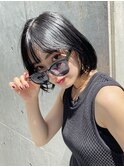 黒髪ボブくせ毛多毛ロブ外ハネストレートオイル仕上げウェット夏