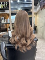 ラピス 横浜(Lapis)&nbsp;ミルクティーベージュシールエクブリーチカラーレイヤーカット