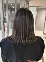 エッセンザ 梅田(ESSENZA)&nbsp;コントラストハイライト切りっぱなしボブレイヤーボブ