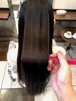 HAIR MAKE ASHEの写真/大人の髪に寄り添う、自然で柔らかな縮毛矯正