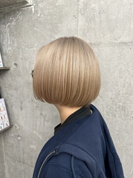オーン 渋谷(OOn) ブロンドボブ