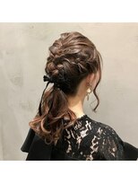 アンド バイ ヘアサロン(AND by hair salon) 編み込み&低めポニーアレンジ