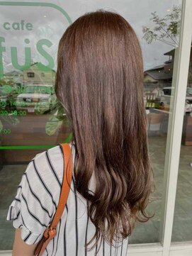 ノイ(neu) 透明感いっぱいのくすみ系アッシュカラー【静岡/髪質改善】