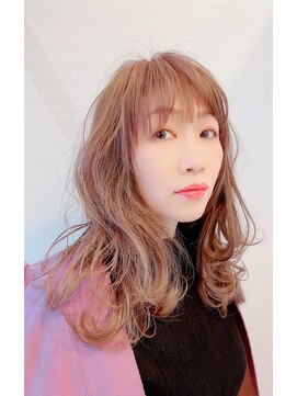 ヘアメイク リシュ(HAIR MAKE RICHE) ウルフレイヤー