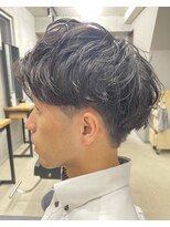 フイ 代々木(Hui)&nbsp;メンズ/アップバング/ツーブロックマッシュ/束感ショート波巻き