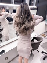 キング 梅田(K!ng)&nbsp;【梅田】ホワイトバレイヤージュバレイヤージュホワイトカラー