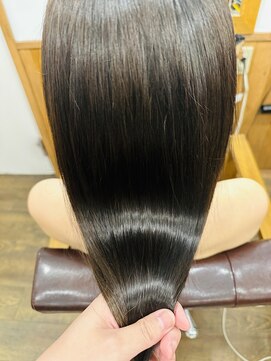 カットアンドスタイル クラウン(Cut&Style CLOWN) 髪質改善ミネコラで質感矯正　　　［横浜/横浜駅］