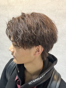 ブラック 渋谷(BLUCK) 【渋谷駅徒歩6分☆メンズ特化】センターパート