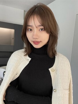 トイ(TOI) 上品なフェイスレイヤーミディアム/シースルーバング/グレージュ