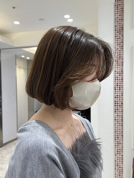 アピッシュ ギンザ(apish ginza) ボブパーマタンバルモリパーマ韓国ボブ伸ばしかけボブワンカール