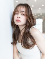 ケアリー 流山おおたかの森(Carelly)&nbsp;デザインカラー/レイヤーカット/ウェットヘア/オリーブベージュ