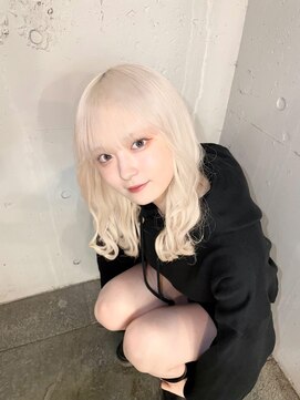 ドットハリス(.Hallis) ホワイトカラー/エクステ長さ出し/前髪カット