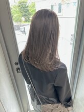 エウペ 渋谷(WEUPE) 斜めバング/グレージュカラー/デザインカラー/シルキーベージュ