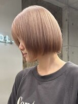 ソル ジングウマエ(SOL JINGUMAE)&nbsp;タッセルボブミルクティーベージュヘーゼルベージュレイヤーボブ