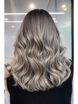 ラピス 名古屋 栄店(Lapis) デザインカラー/ハイライト/レイヤーカット/バレイヤージュ