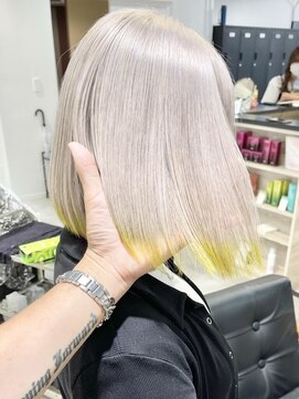 ツキ 横浜店(tuki) ミルクティーベージュダブルカラーケアブリーチインナーカラー