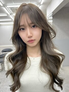 髪質改善サロン hearts. 熊本/縮毛矯正/レイヤーカット/ショートボブ【ハーツ】 スモーキーカラー/イメチェン/ワンホンレイヤー/熊本