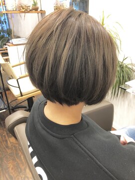 オルガ ヘアアンドメイク(Oluga hair&make) ハイライトベージュショート