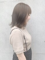 ニュートライズ(NEUTRIZE) ミディアム/外ハネ/グレージュ/ダブルカラー