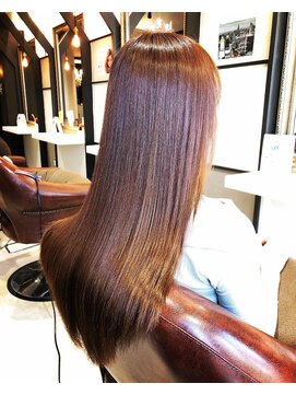 アベリーニューヨーク(Avery NEWYORK) ★髪質改善★酸熱トリートメント{ハイライト/ケアブリーチ]