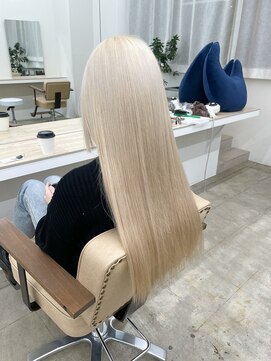 ニュート(Neut ) ホワイトブリーチリタッチ/ハイトーンカラー/ケアブリーチ名古屋