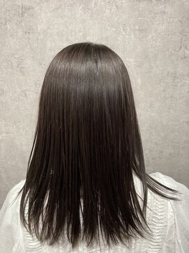 ムースヘアー(Muus hair) 上品な艶髪に赤みを抑えたedolモノトーンカラー