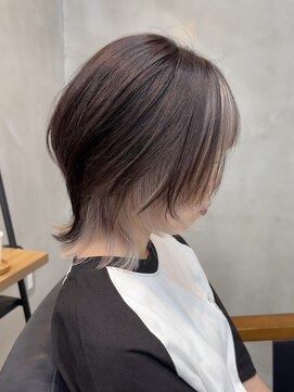 イキプラスディードットログ 大和八木駅前店(ikii+D.Log) ホワイトインナーカラー