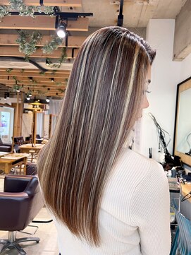 トゥルース 獨協大学前店(Hair&Make TRUTH) サラサラハイライト