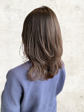 リタ 枚方(Rita) 20代30代◎秋の暗髪レイヤーカット×くびれミディ