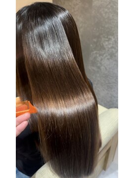 ブルーム ヘア デザイン ドゥーエ(bloom hair design due) 美髪矯正【縮毛矯正】塚口×髪質改善