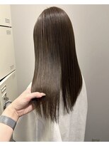 ニナ 梅田(nina)&nbsp;オリーブグレージュ