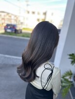 メゾン アヴァロ(Maison Avallo)&nbsp;落ち着いたオトナ女子アッシュブラウンカラー