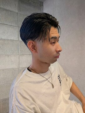 ワンワンオー バーバーショップ コンチネンタル(@110 BARBER SHOP continental) センターパート