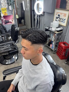 バーバーショップライズ 2nd(barber shop RAIzE) サイドパート