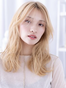 エノア バイ カバーヘア(ENOA by COVERHAIR) 30代秋のブロンドベージュ×ロングレイヤー