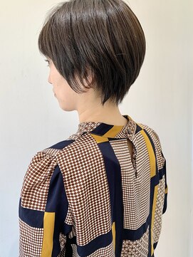 フォーク FOLK 【FOLK】小顔 丸みショート オリーブベージュ グレージュ♪