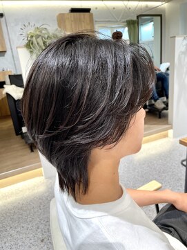 ゼストララ(ZEST Lara) 【YUICHI】メンズセンターパートウルフ【吉祥寺】